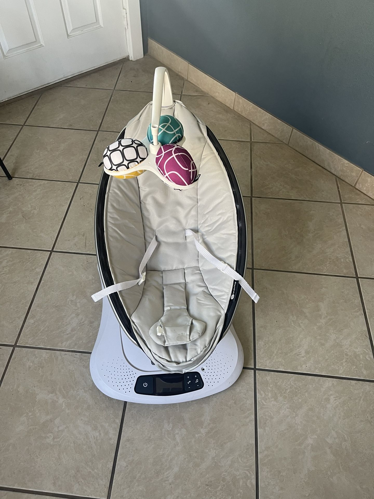 4moms Mamaroo Baby Swing