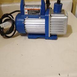 RS-1 1800w  3 CFM  1/4 HP Single Stage Rotary Vane A/C Vacuum Pump New  Out Of Box 
