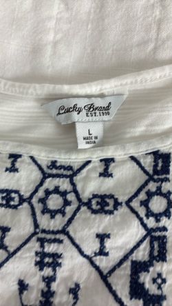 Women’s lucky brand, short sleeve, white and blue embroidered blouse