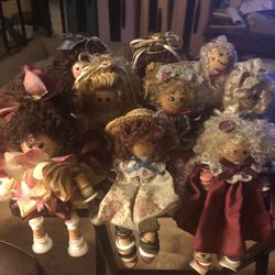 9 Wood Dolls 