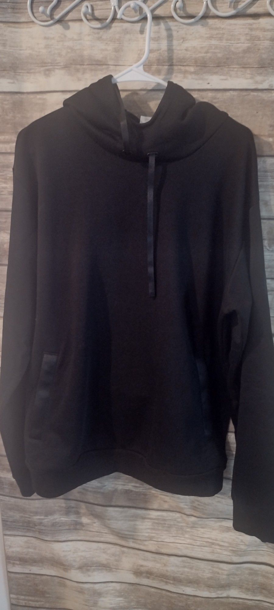 Alo Mens Hoodie And Jogger Set