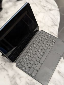 Lenovo duet