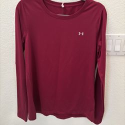 Under Armour Women's HeatGear Long Sleeve Athletic Shirt-size large 