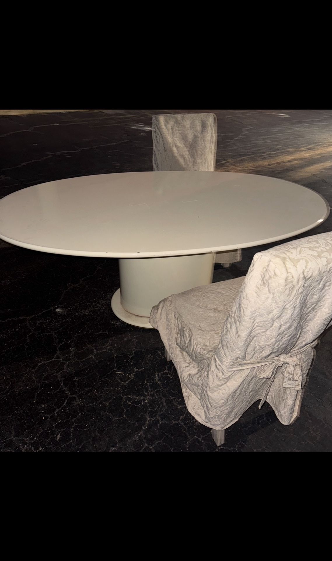 Dining Table * 2 Chairs 