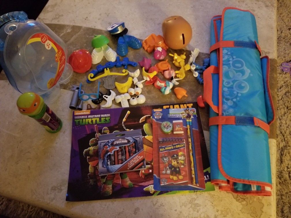 Mr potatoe head silly suitcase & other toys