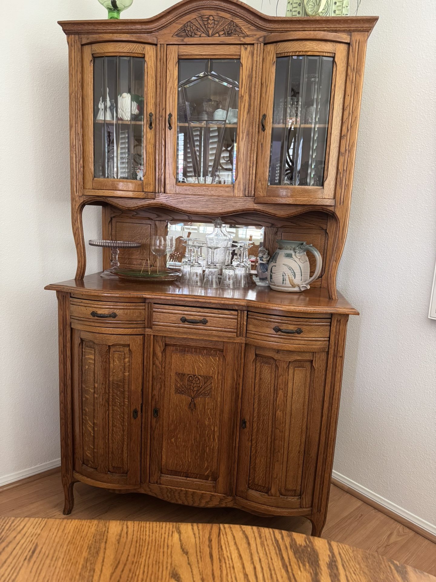 Beautiful, Ornate Oak China Cabinet