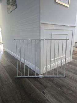 Baby Gate for door or stairs