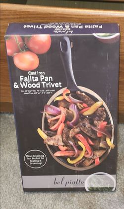 New Bel Piatto Cast Iron Fajita Pan and Wood Trivet