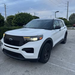 Ford Explorer Interceptor 2021