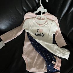 Carter’s baby clothes