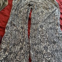 Boho Flare Pants Size Large NWOT