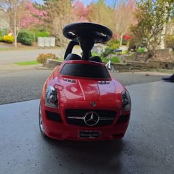 Ride on car. Meredes