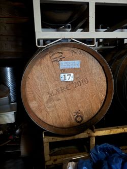 François Frères oak wine barrel from Saint-Romain, France