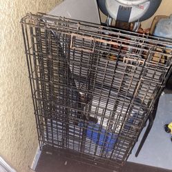 Dog Cage 20$ Large 