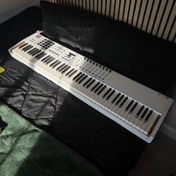 Arturia Keylab 88 Key MIDI Controller