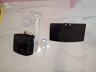 PRICE LOWERED! Full Projector Home Theater System With Pull Down 100" Screen