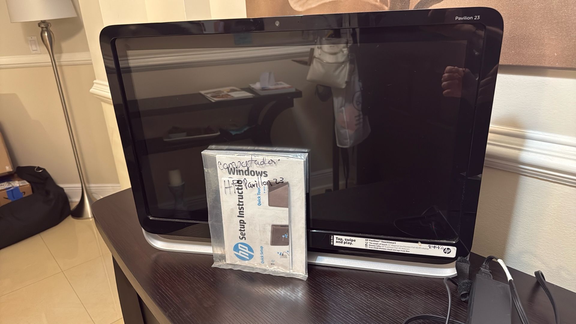 HP Pavillon 23” Computer Touch Screen
