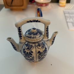 Two Sided Chinese Tea Pot 