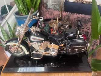 Classic softail, Harley Heritage push button phone
