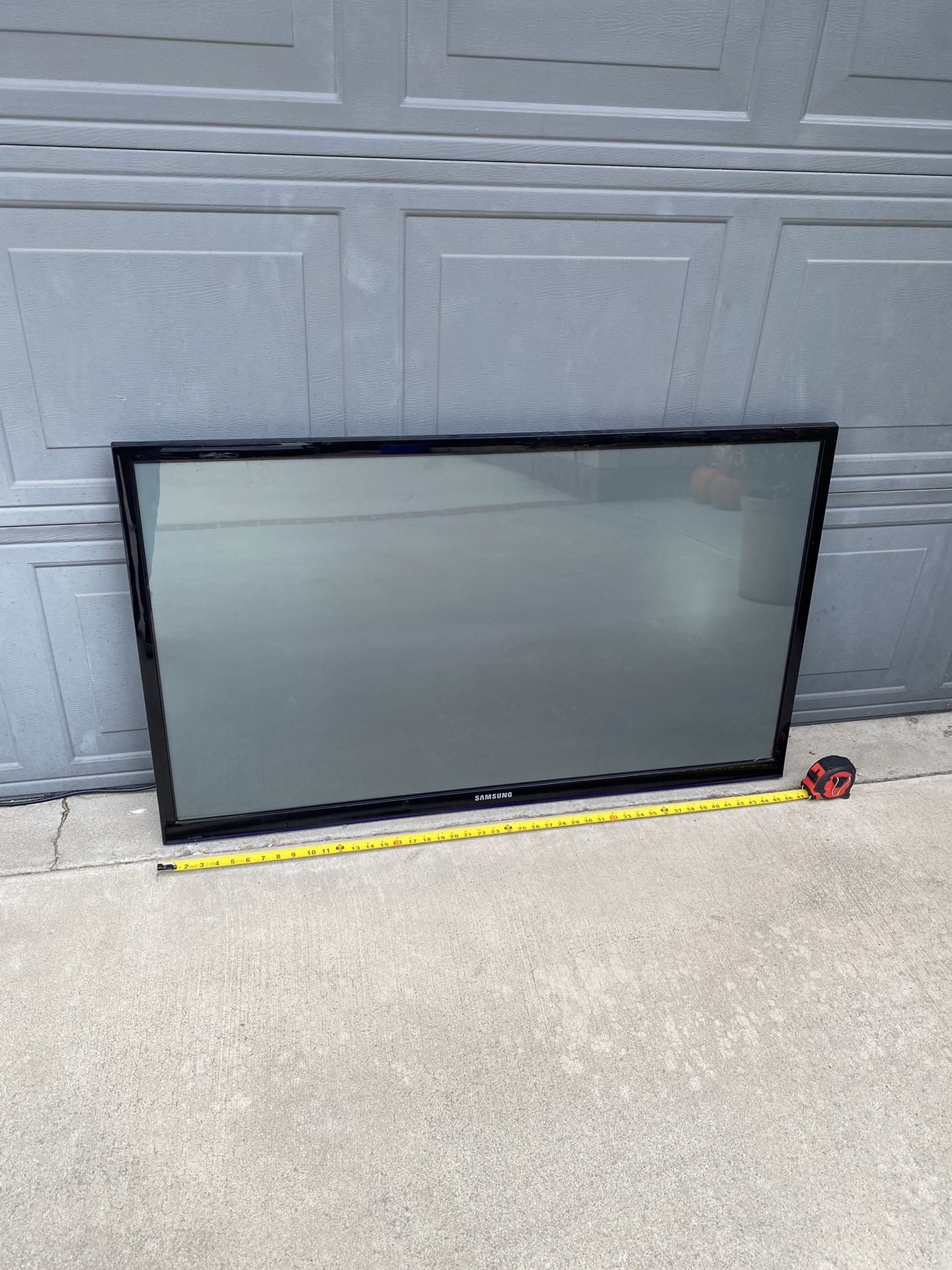Samsung 51” TV