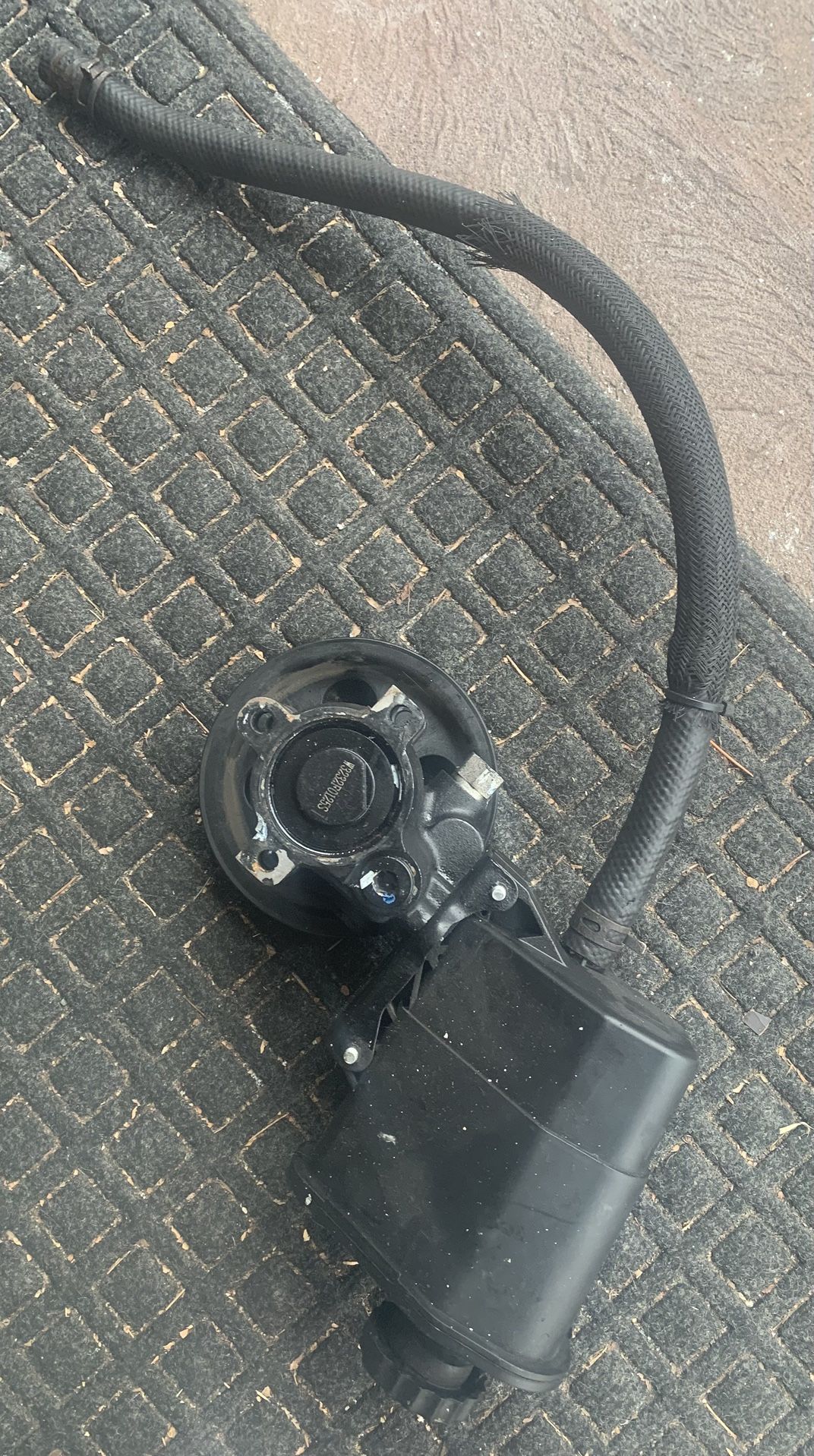 2004 Dodge Ram 2500 5.7L Hemi Power Steering Pump