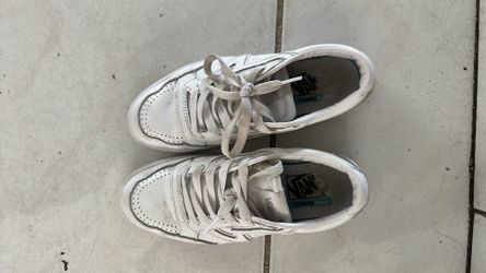 7.5 in women Vans