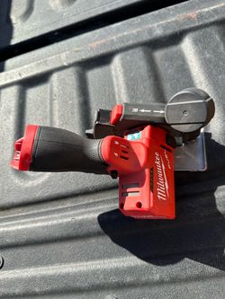 Milwaukee M12 FUEL 3” Cut-Off Tool