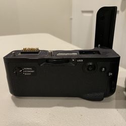 Fujifilm VG-XT4 Vertical Battery Grip 