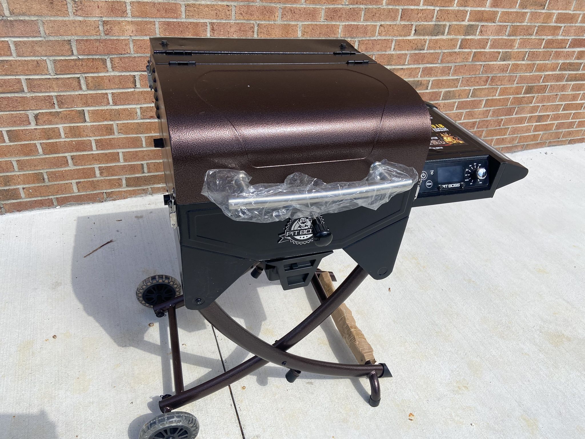 NEW Pit Boss Pit Stop Portable Pellet Grill Smoker