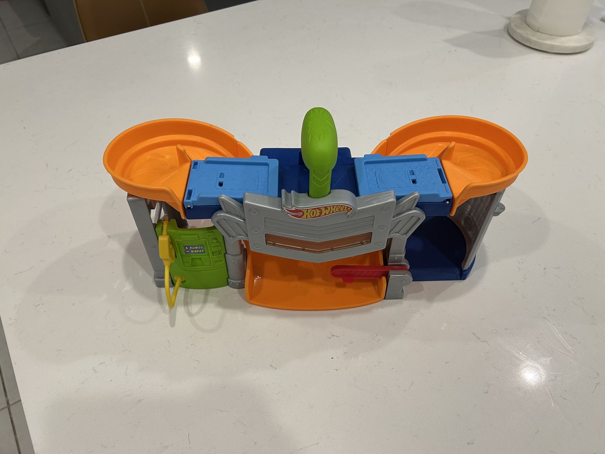 Small Hot Wheels Track