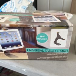Universal iPad Holder 