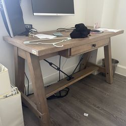 Desk Dresser And Mirror Set