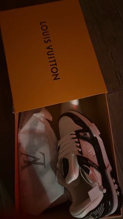Louis Vuitton Sneakers