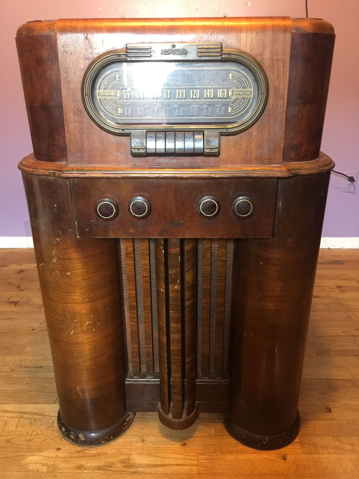 RCA Victor Taboo Model 19K Floor Model .