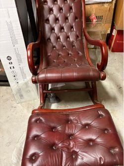 Rocking chair with leg rest