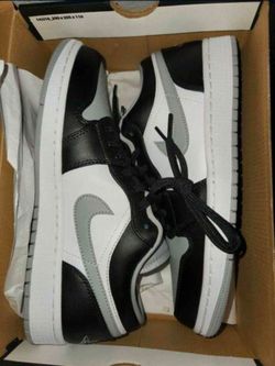 JORDAN 1 SHADOW LOW SZ 8.5