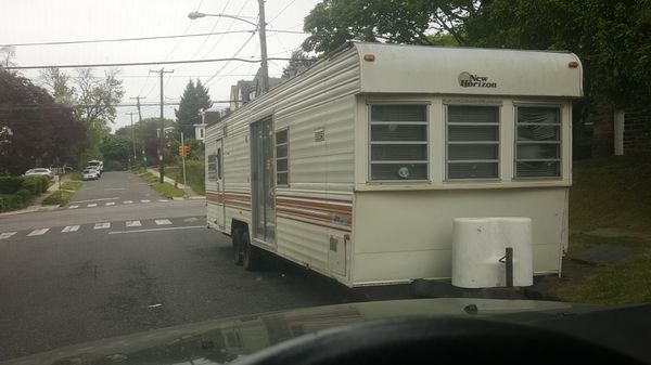 Trailer home / RV camper 40 foot for Sale in Philadelphia, PA - OfferUp