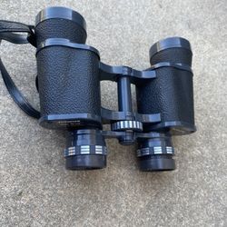Binoculars 