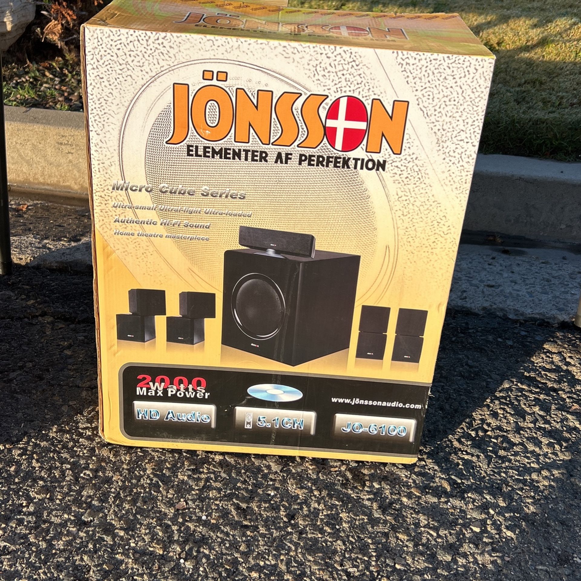 Brand New Jonsson Elementary AF PERFEKTION