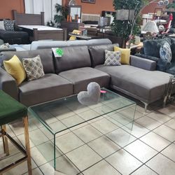 2pc Sofa Chaise
