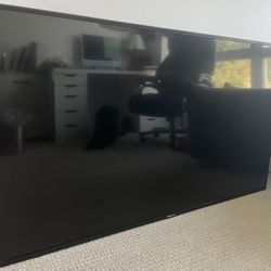 Hisense 55H7D 55” 4K 60Hz  Smart TV