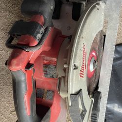 7 1/4 Milwaukee Circular Saw(Brushless) “Tool only” Blade Included