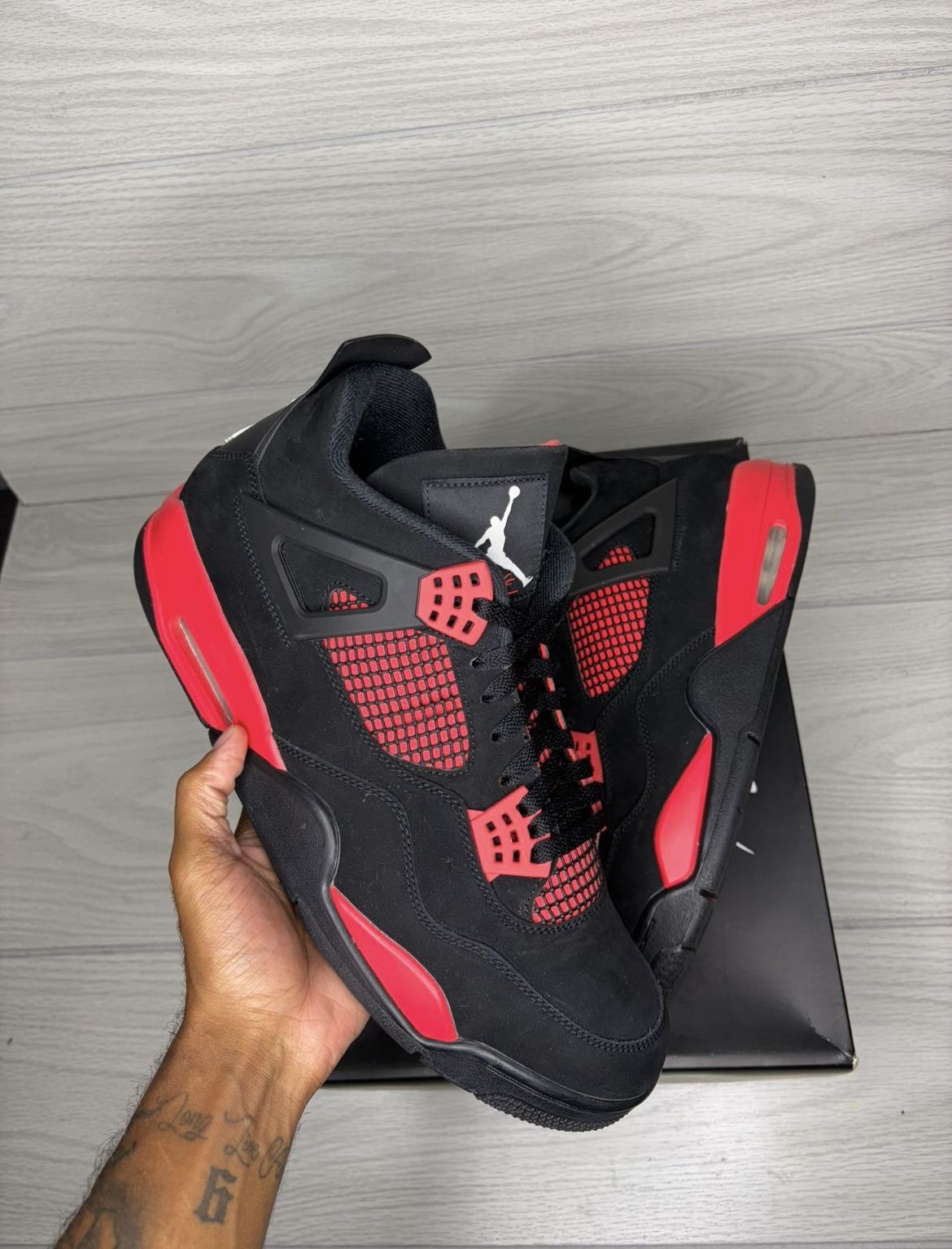 Air Jordan Retro 4 Red Thunders 