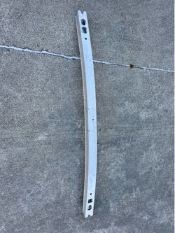 2021-2024 TOYOTA SIENNA FRONT LOWER REINFORCEMENT BAR