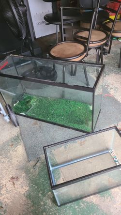 35 gallon fish tank with gravel and filter, no lid