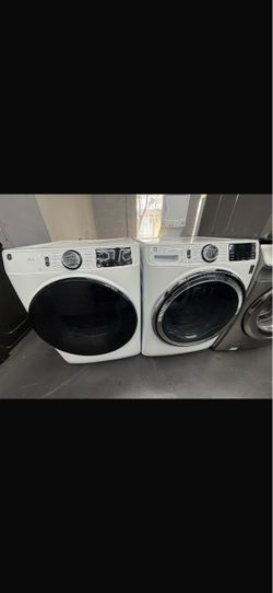 Ge Washer and Dryer Set / Lavadora y Secadora
