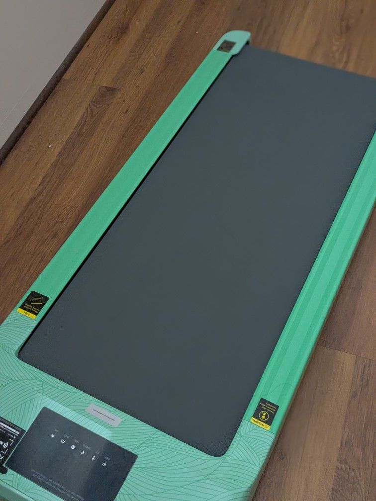 Brand New treadmill / Walking pad
