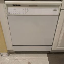 Whirlpool Dish Washer 