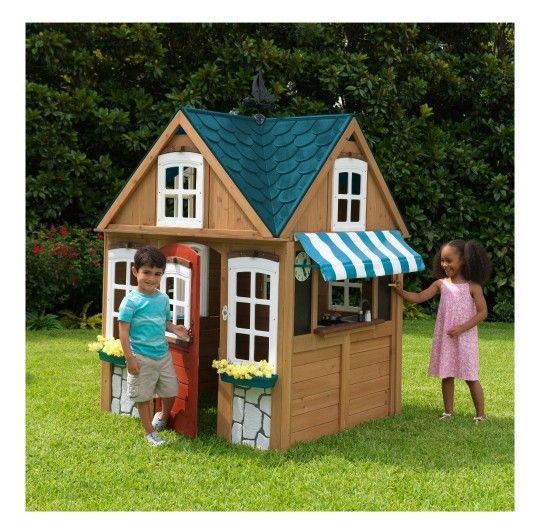 Kids Craft Outdoor Playhouse
