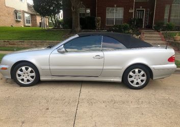 2002 Mercedes-Benz CLK-Class
